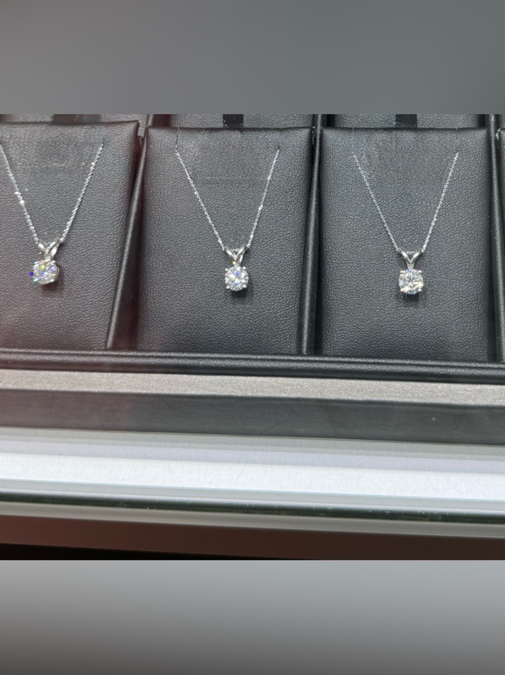 14 k gold 1 ctw lab diamond Classic Round Pendant Necklace fine jewelry